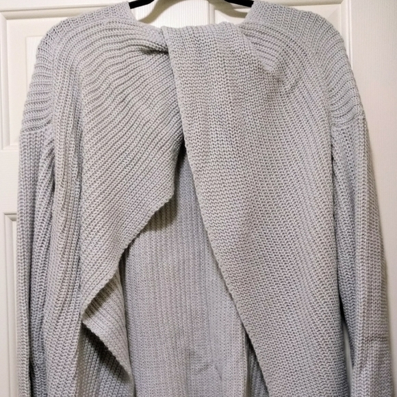 Sweaters - ✨ HOST PICK ✨ Open-Back, Twist Sweater